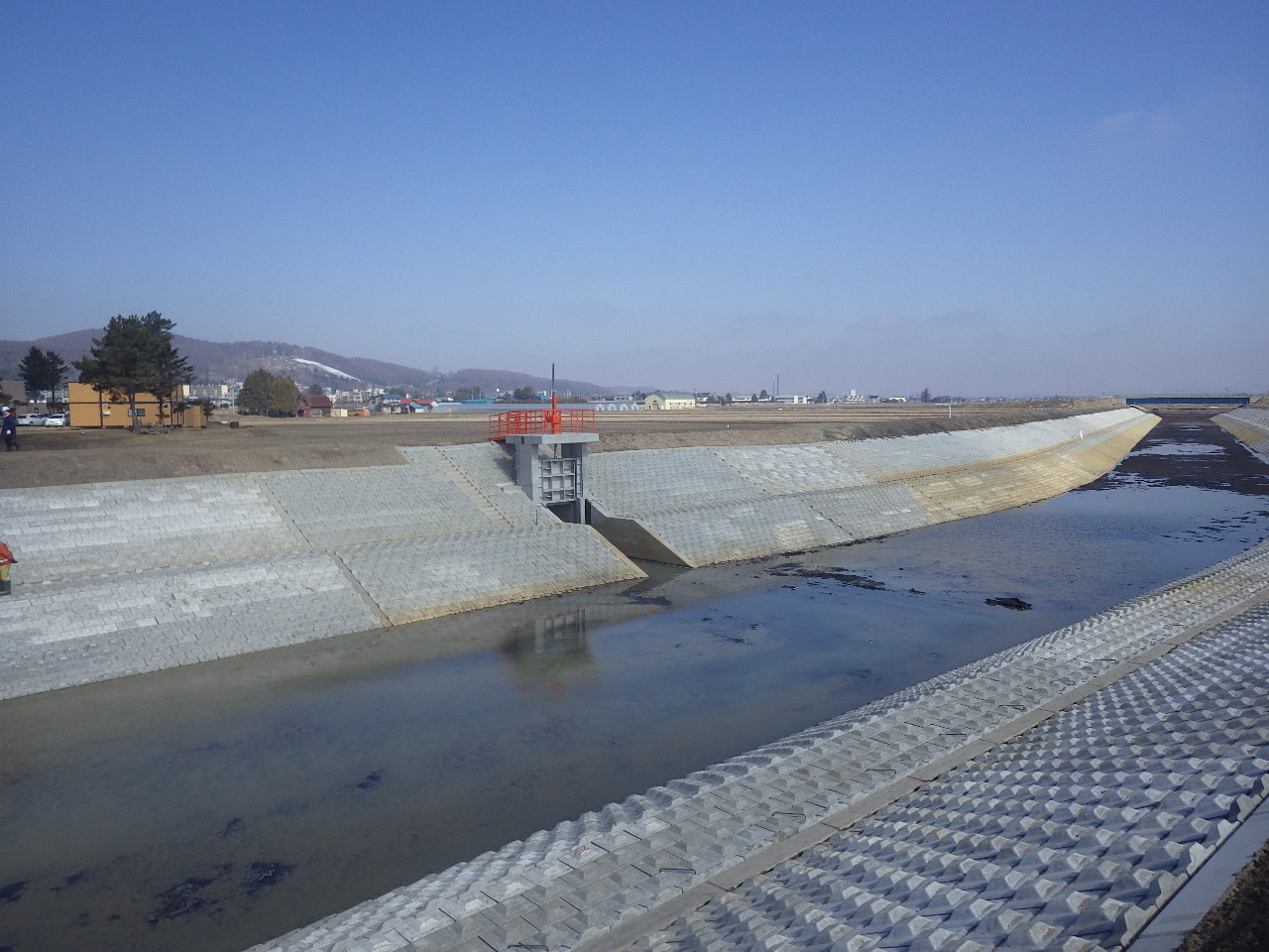 富良野川改修工事ヌッカクシ富良野川分水路地区